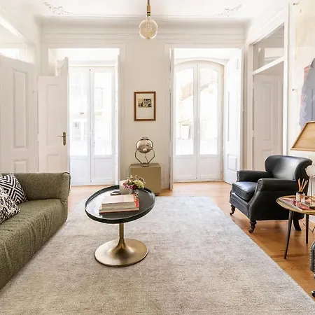 Lovelystay - The Wanderers Hideout *