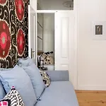 Lovelystay - The Wanderers Hideout *